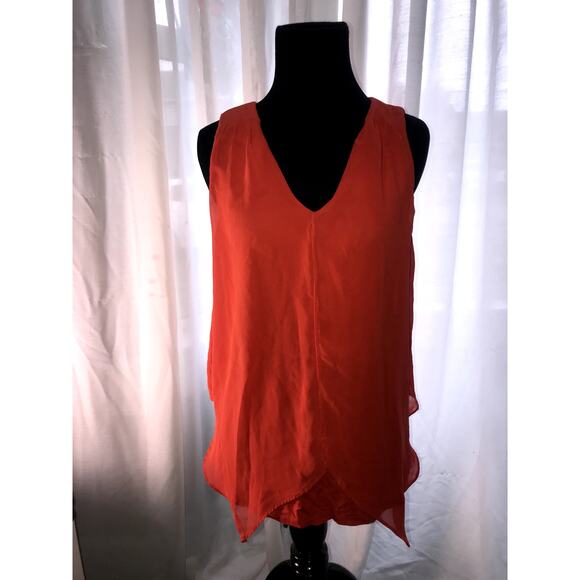 White House Black Market red sleeveless ruffle blouse women's size small - Picture 1 of 4